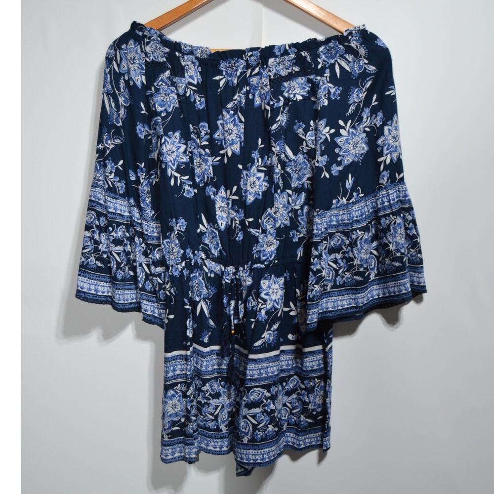 Angie Off the Shoulder Blue & White Floral Romper Size Medium NWT